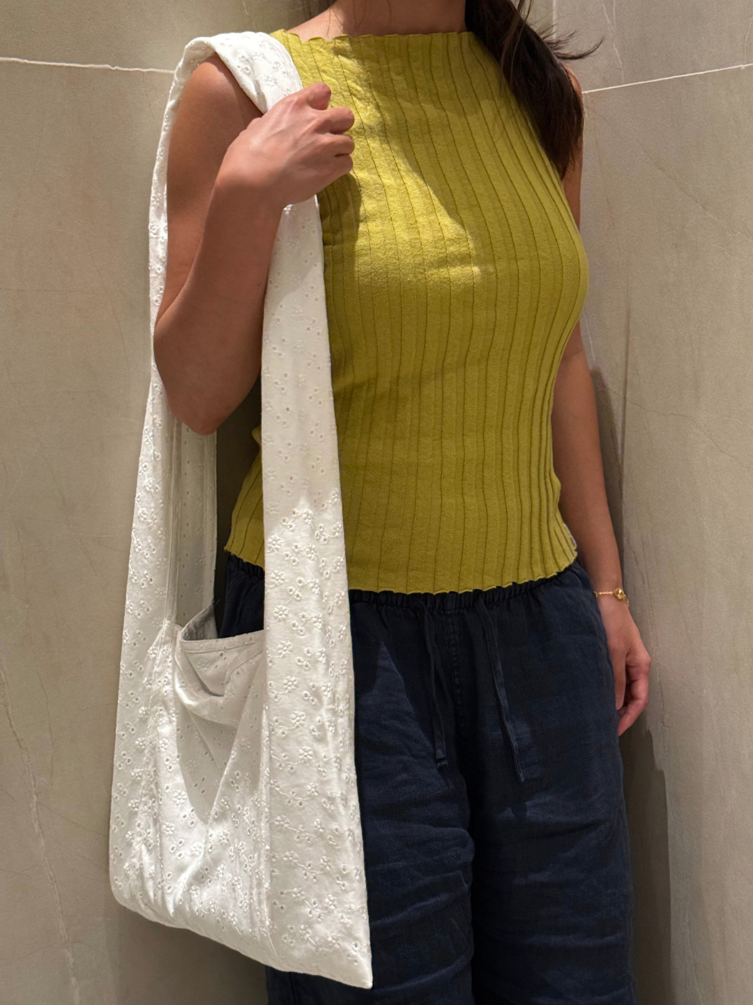 8:00AM Messenger Tote Bag